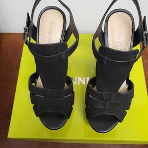 Gianni Bini black wedge